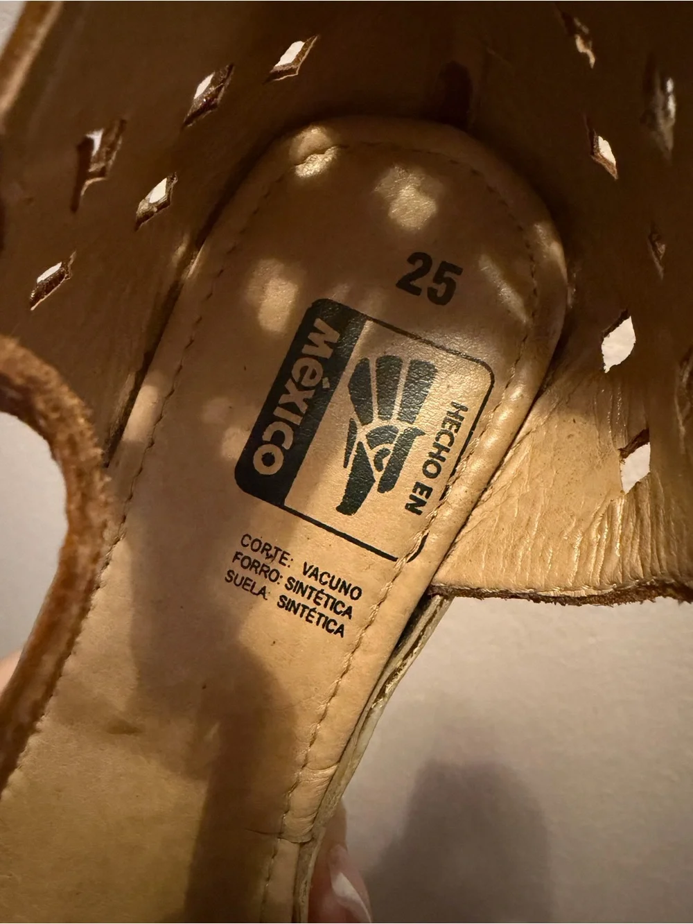 N/A comfortable brown